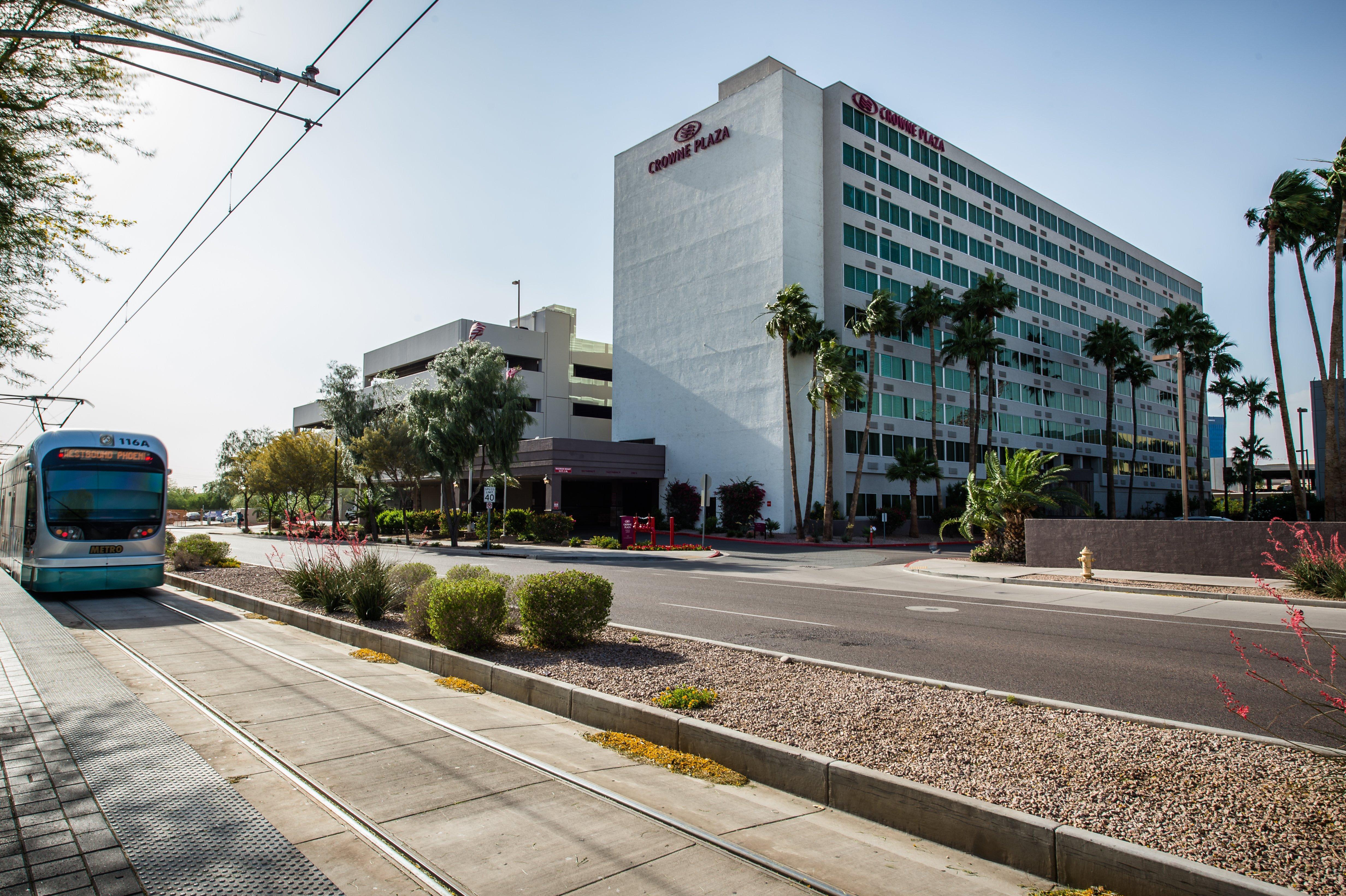 Crowne Plaza Phoenix Airport - Phx, An Ihg Hotel Bagian luar foto